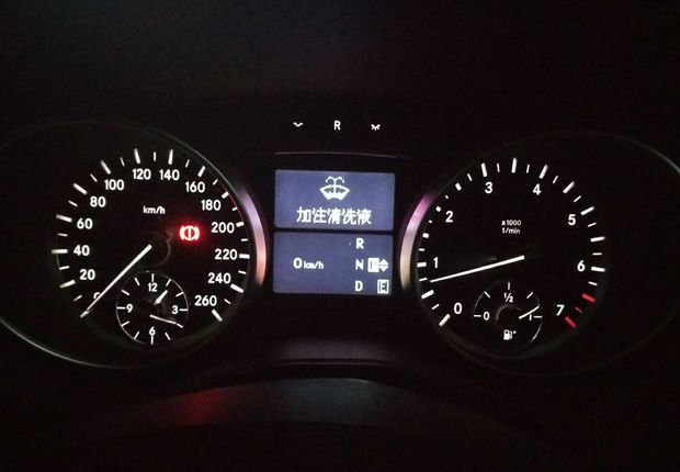 奔驰R级 R320 [进口] 2014款 3.0T 自动 汽油 商务型 (欧Ⅳ) 