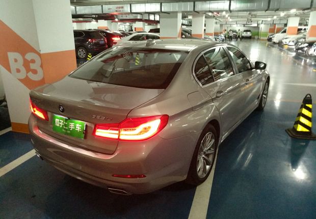 宝马5系 528Li 2018款 2.0T 自动 汽油 上市特别版 (国Ⅴ) 