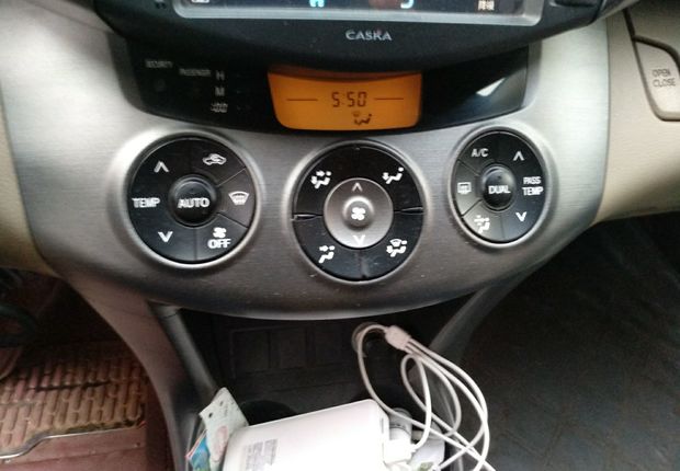 丰田RAV4 2011款 2.0L 自动 前驱 经典型 (国Ⅳ) 