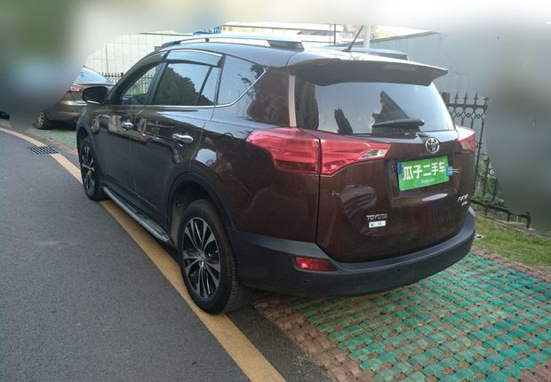 丰田RAV4 2013款 2.5L 自动 四驱 尊贵型 (国Ⅳ) 