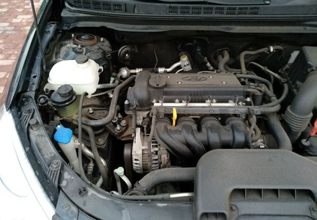 现代悦动 2011款 1.6L 自动 豪华型 (国Ⅳ) 