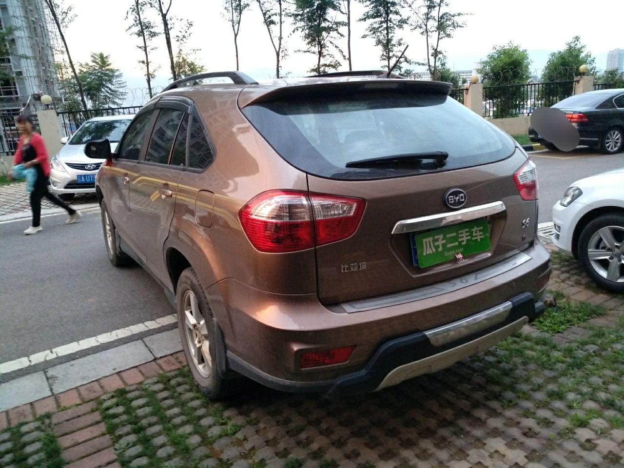 比亚迪S6 2014款 1.5T 手动 前驱 尊贵型 (国Ⅳ) 