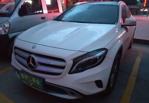 奔驰GLA 200 2016款 1.6T 自动 动感型 (国Ⅴ) 