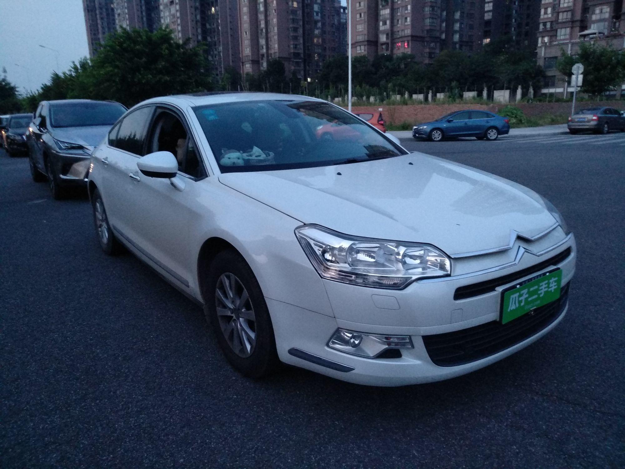 雪铁龙C5 2012款 2.0L 自动 尊享型 (国Ⅳ) 