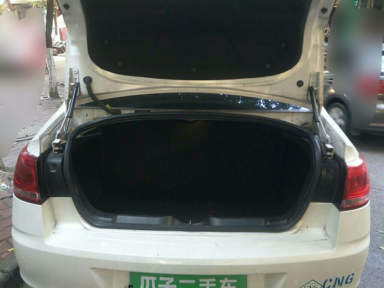 雪铁龙世嘉 2016款 1.6L 手动 4门5座三厢车 经典CNG型 (国Ⅴ) 