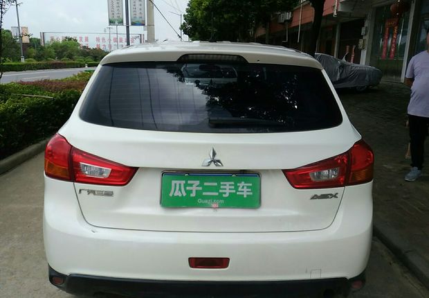 三菱劲炫 2013款 2.0L 手动 前驱 舒适版 (国Ⅳ) 