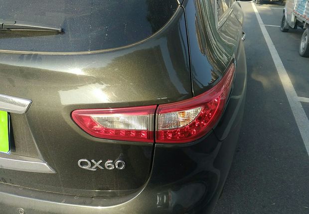 英菲尼迪QX60 [进口] 2014款 2.5T 自动 四驱 全能版 (欧Ⅴ) 