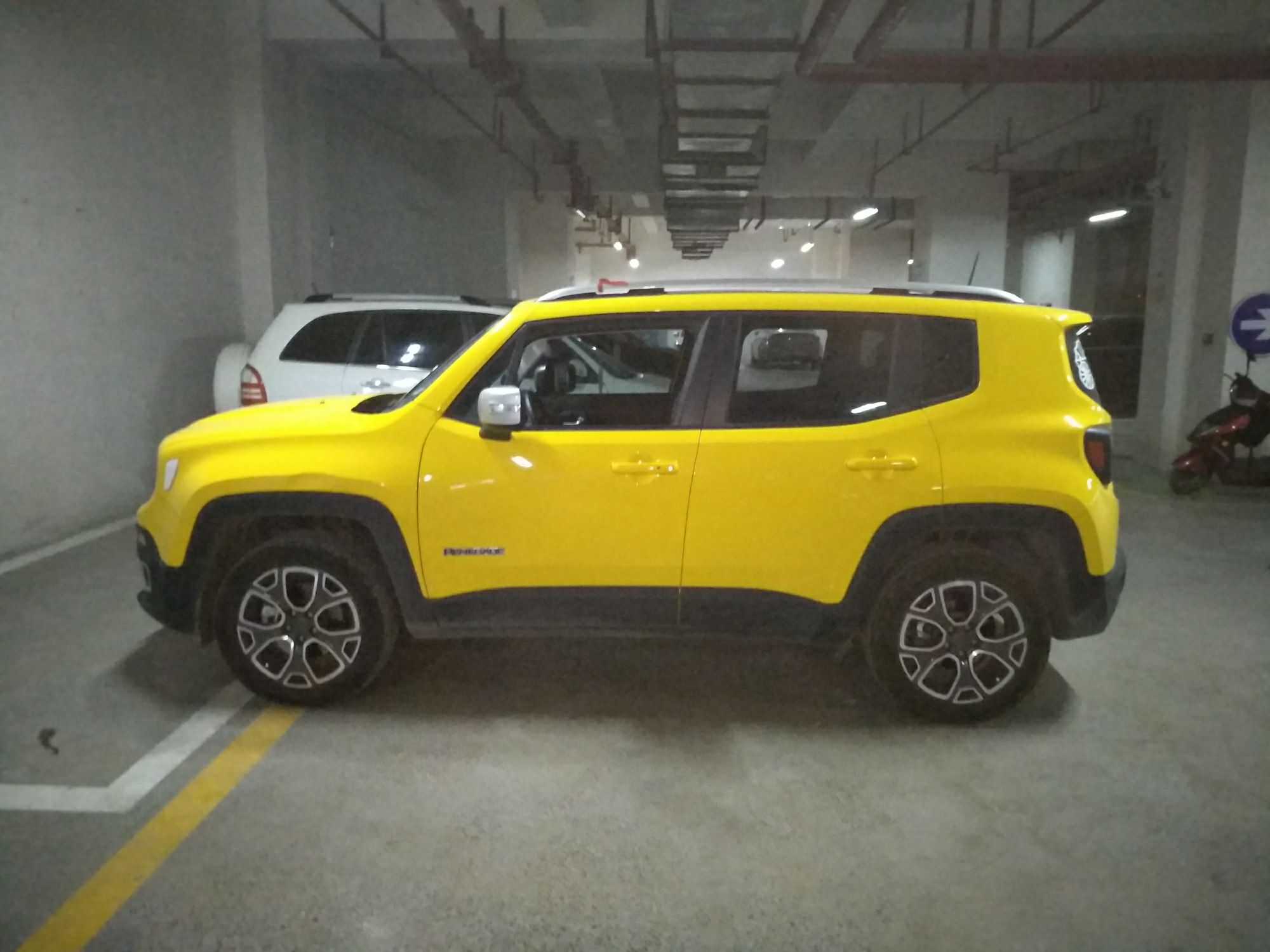 jeep 自由侠 2017款 180ts 自动四驱全能版