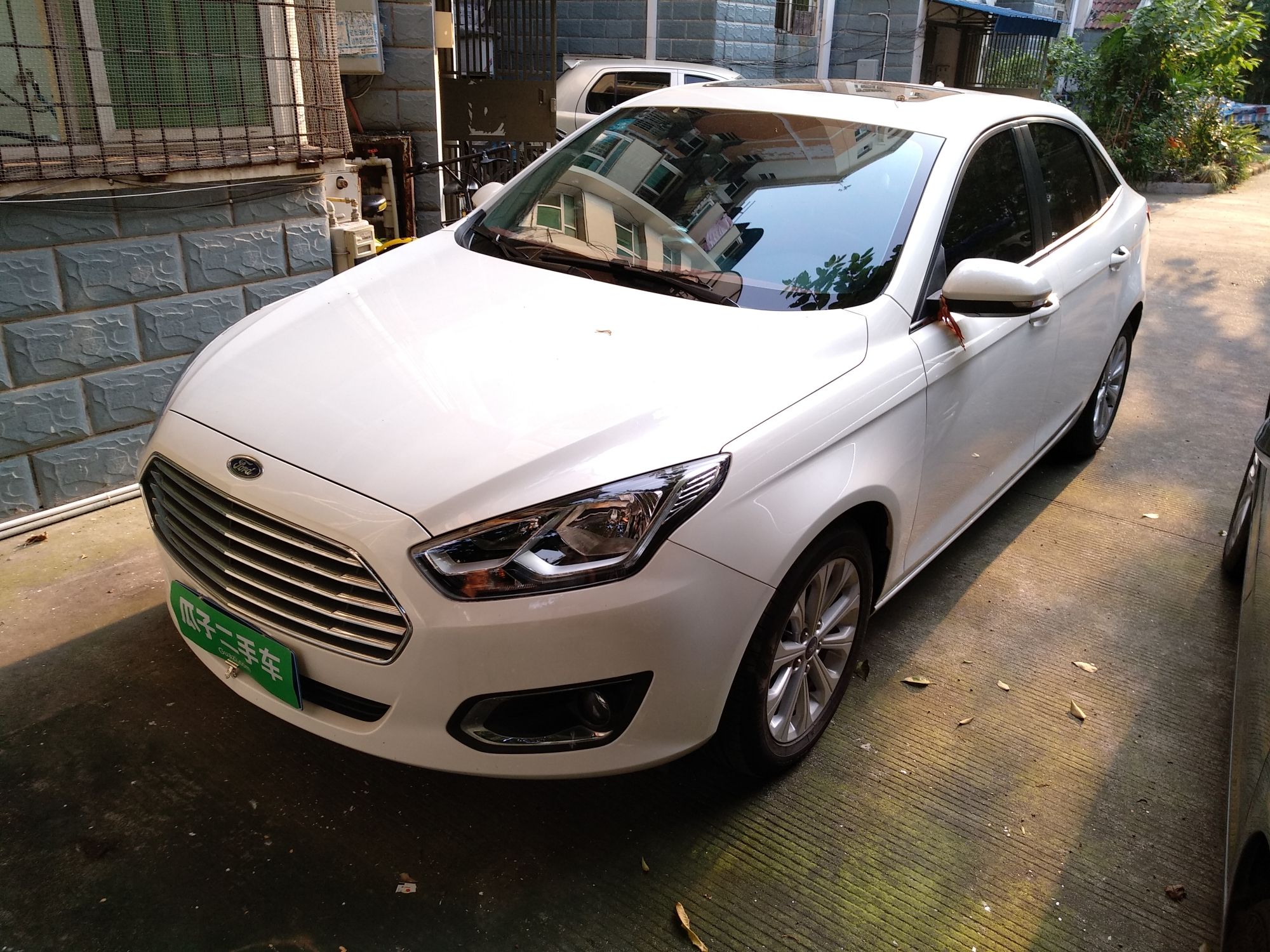 福特福睿斯怎么样口碑(福特福睿斯怎么样口碑如何)