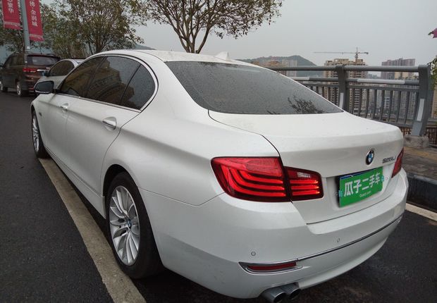 宝马5系 525Li 2017款 2.0T 自动 汽油 豪华设计套装 (国Ⅴ) 