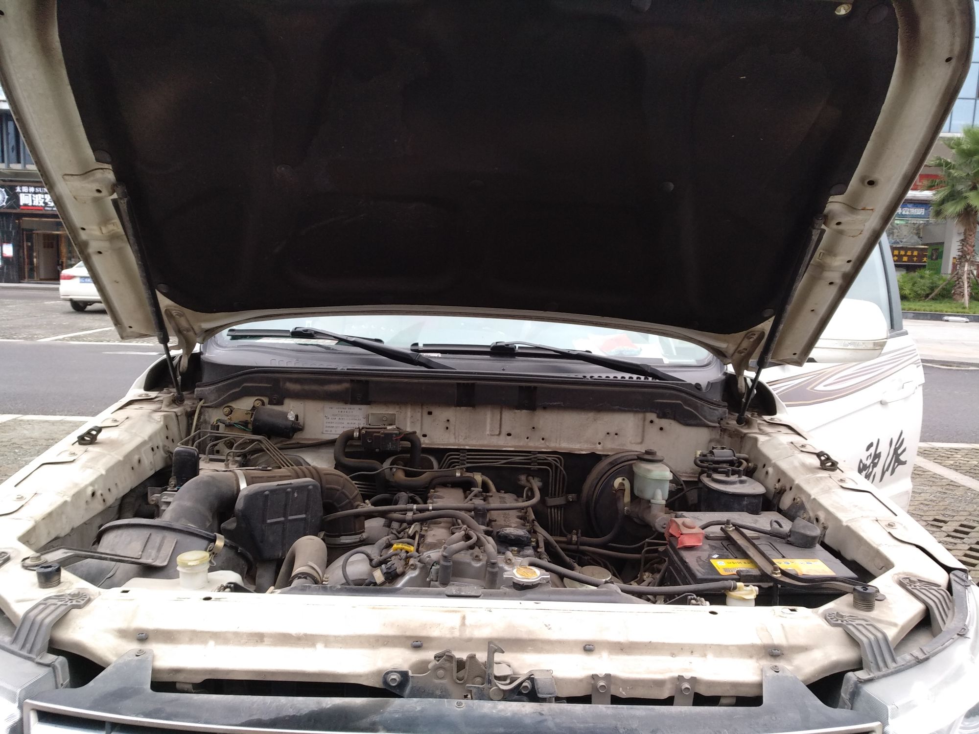 北汽制造域胜007 2011款 2.0l 手动 后驱 都市版舒适型 (国Ⅳ)