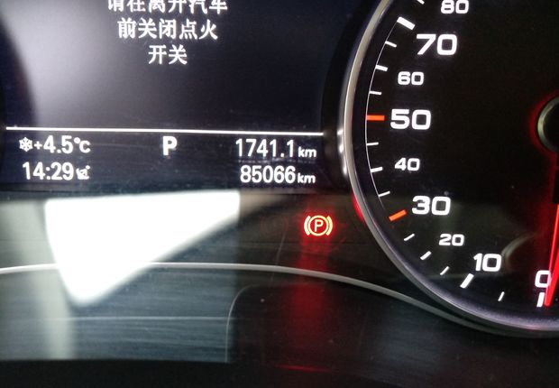 奥迪A6L TFSI 2012款 2.0T 自动 标准型 (国Ⅳ) 