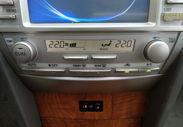 丰田凯美瑞 2010款 2.4L 自动 豪华型 (国Ⅳ) 