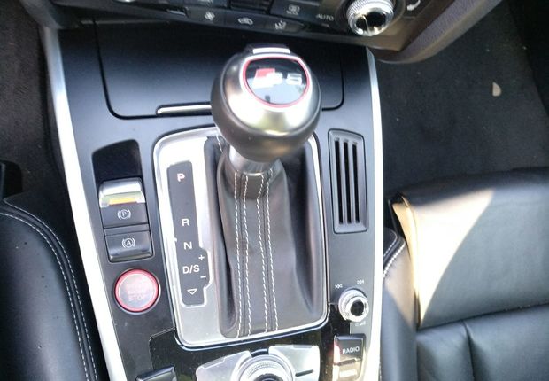 奥迪S5 Coupe [进口] 2012款 3.0T 自动 