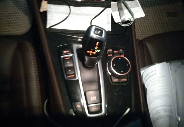 宝马5系GT 528i [进口] 2014款 2.0T 自动 汽油 豪华型 