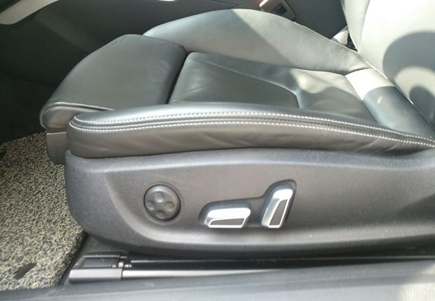 奥迪S5 Coupe [进口] 2012款 3.0T 自动 