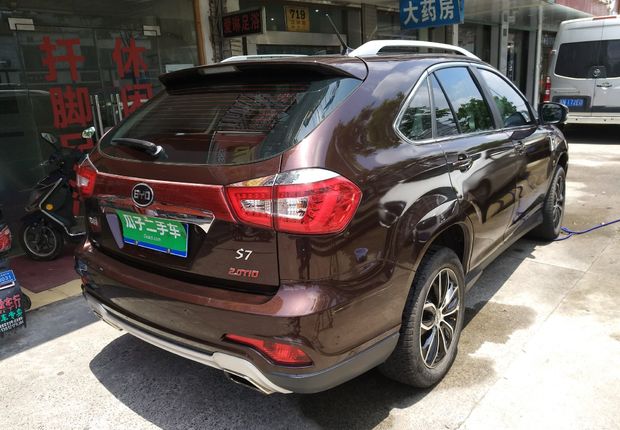 比亚迪S7 2015款 2.0T 自动 尊贵型 (国Ⅳ) 