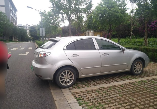 海马欢动 2010款 1.6L 手动 舒适型 (国Ⅳ) 