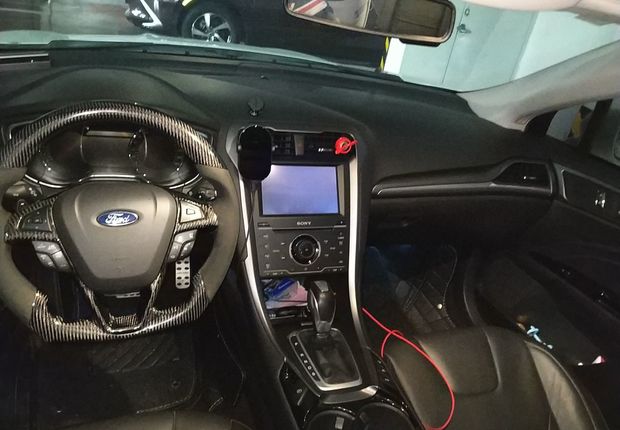 福特蒙迪欧 2013款 2.0T 自动 GTDi240豪华运动型 (国Ⅳ) 