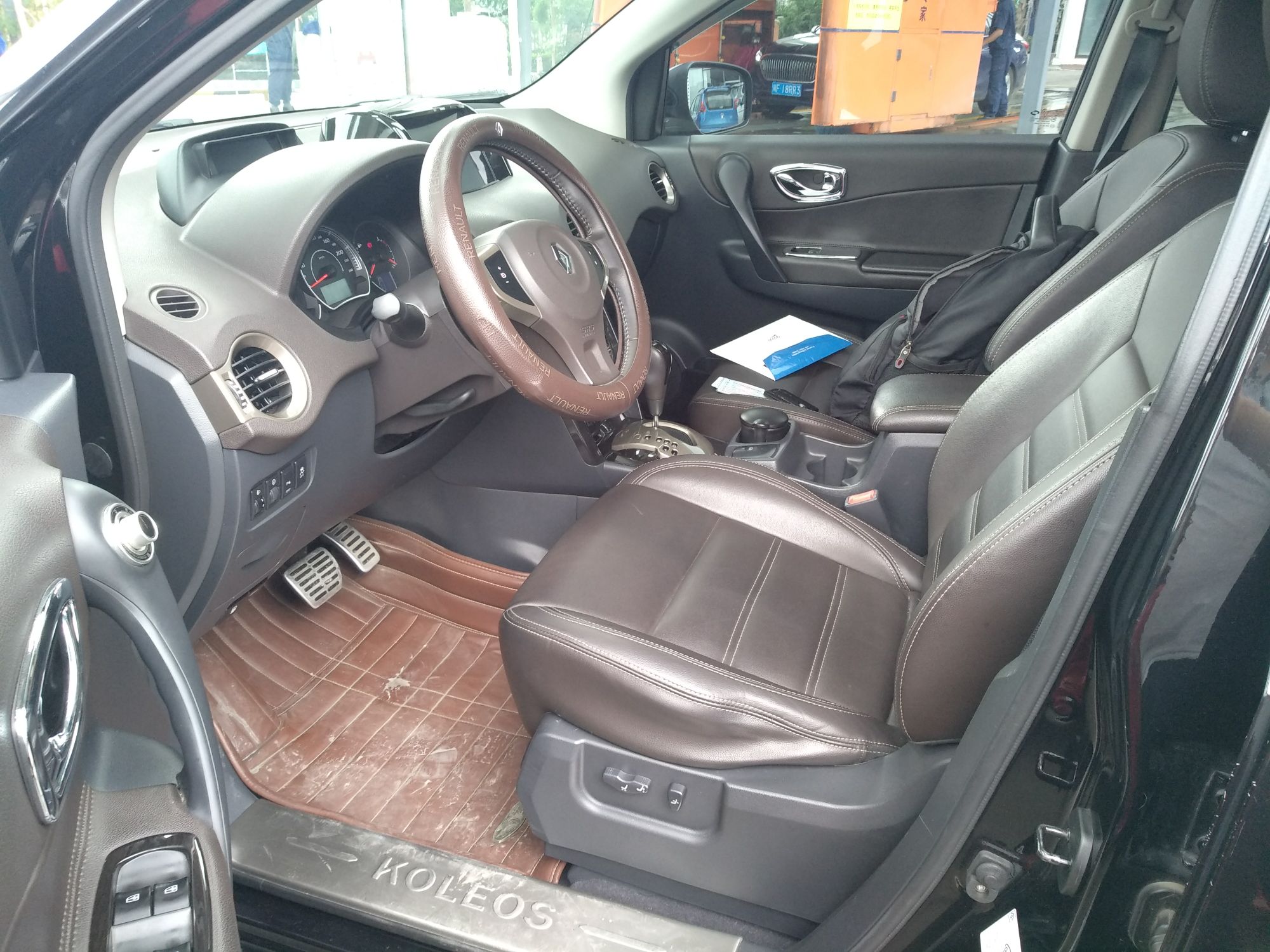 雷诺科雷傲 [进口] 2013款 2.5L 自动 四驱 舒适型 
