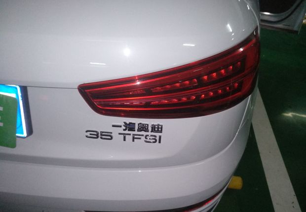 奥迪Q3 35TFSI 2018款 2.0T 自动 前驱 运动型典藏版 (国Ⅴ) 