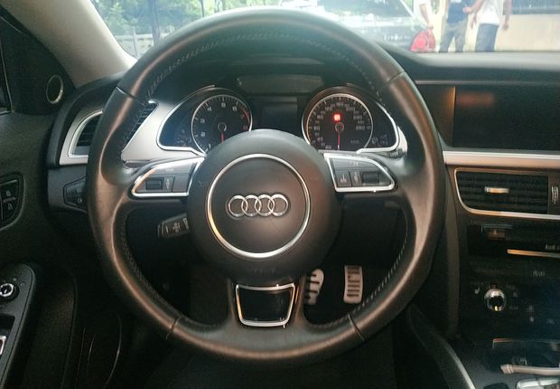 奥迪A5掀背 40TFSI [进口] 2013款 2.0T 自动 汽油 