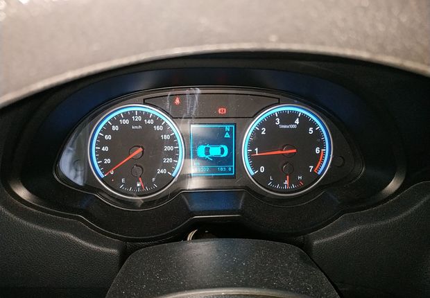 中华V5 2012款 1.5T 自动 前驱 运动型 (国Ⅳ) 