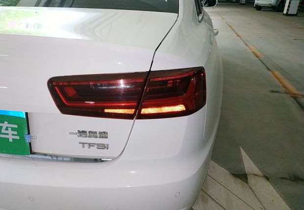 奥迪A6L TFSI 2017款 1.8T 自动 技术型 (国Ⅴ) 