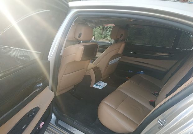 宝马7系 730Li [进口] 2009款 3.0L 自动 汽油 领先型 