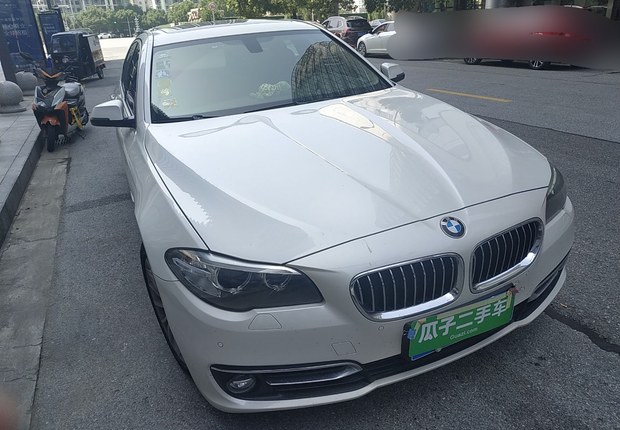 宝马5系 525Li 2014款 2.0T 自动 汽油 豪华设计套装 (国Ⅳ) 