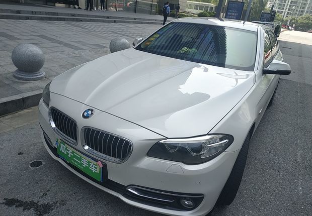 宝马5系 525Li 2014款 2.0T 自动 汽油 豪华设计套装 (国Ⅳ) 