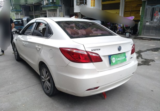 长安逸动 2015款 1.6L 手动 豪华型 (国Ⅴ) 