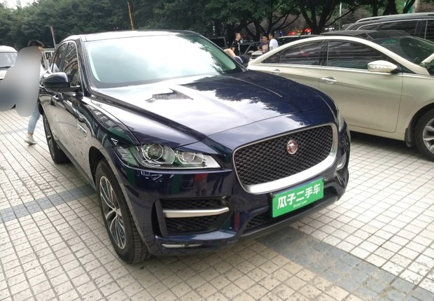 捷豹F-PACE [进口] 2019款 2.0T 自动 R-SPORT运动版 