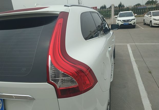 沃尔沃XC60 T5 2017款 2.0T 自动 智进升级版 (国Ⅴ) 