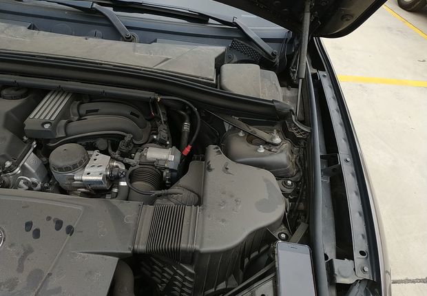 宝马X1 18i [进口] 2012款 2.0L 自动 后驱 汽油 豪华型 