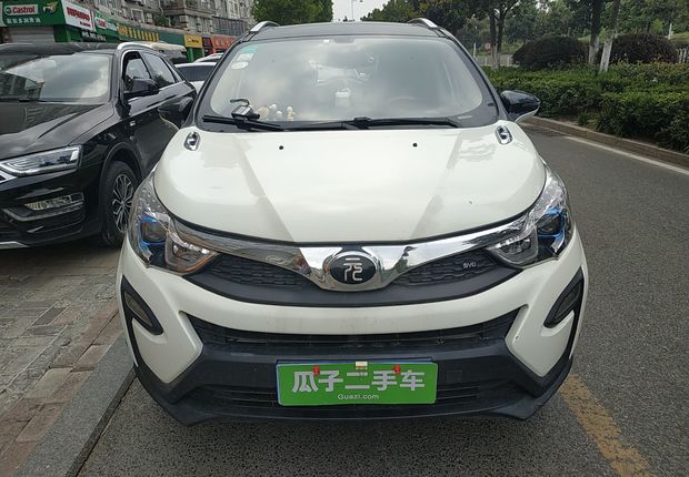 比亚迪元 2016款 1.5L 手动 尊贵型 (国Ⅴ) 