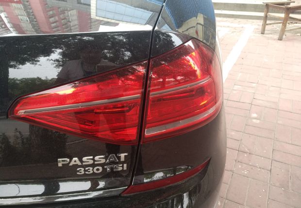 大众帕萨特 2017款 1.8T 自动 汽油 330TSI御尊版 (国Ⅴ) 
