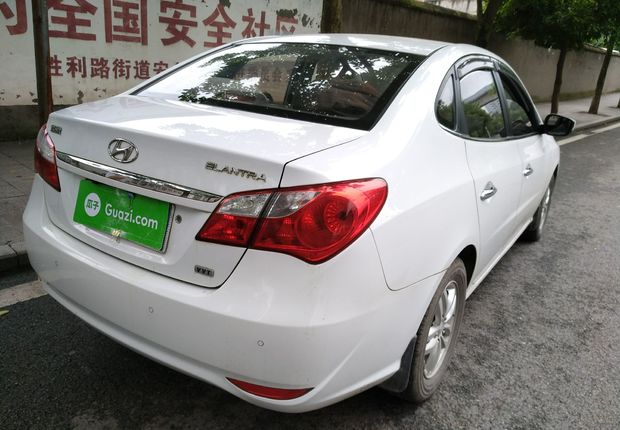 现代悦动 2011款 1.6L 自动 豪华型 (国Ⅳ) 