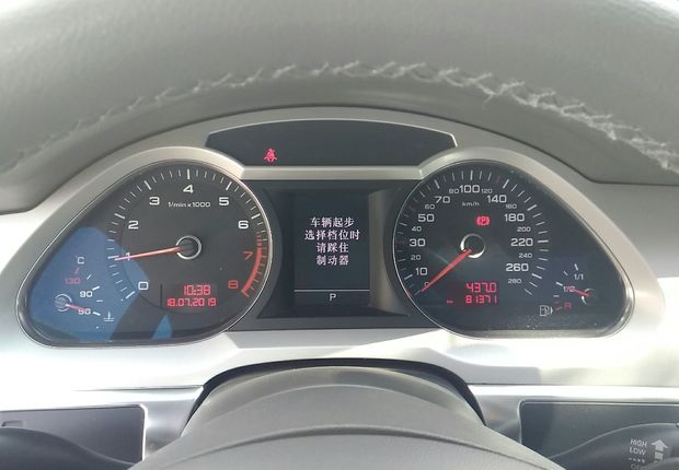 奥迪A6L TFSI 2011款 2.0T 自动 标准型 (国Ⅳ) 