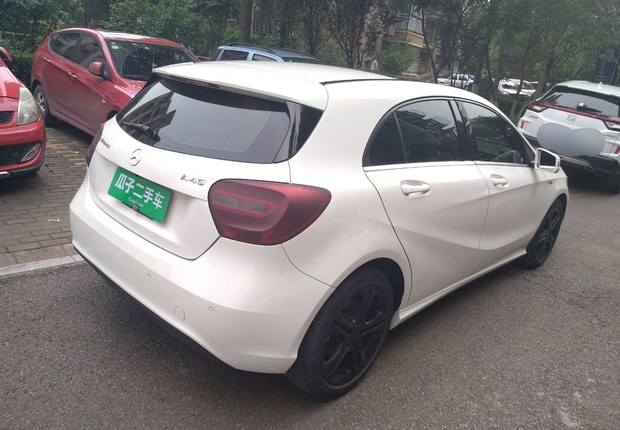 奔驰A级 A180 [进口] 2015款 1.6T 自动 汽油 