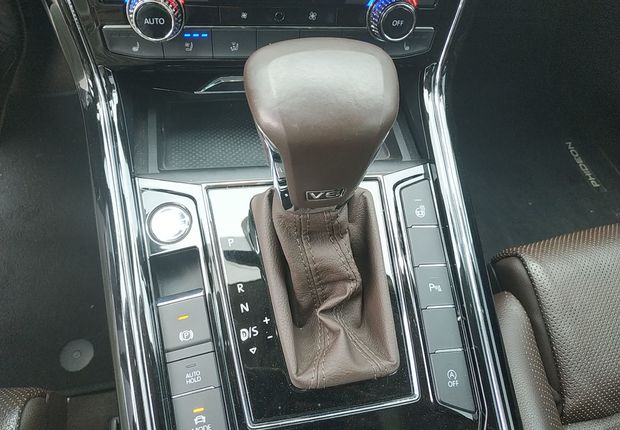 大众辉昂 2016款 3.0T 自动 480 V6至尊版 (国Ⅴ) 