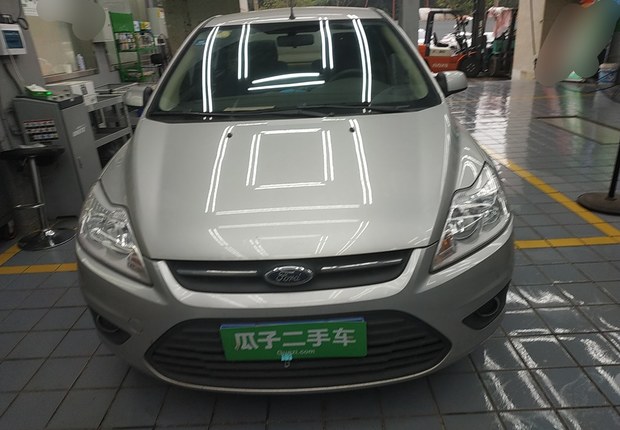 福特福克斯 2013款 1.8L 手动 4门5座三厢车 经典基本型 (国Ⅳ) 