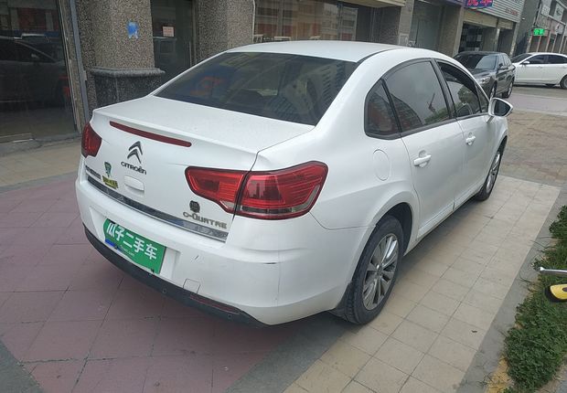 雪铁龙世嘉 2012款 1.6L 手动 品尚型 (国Ⅳ) 