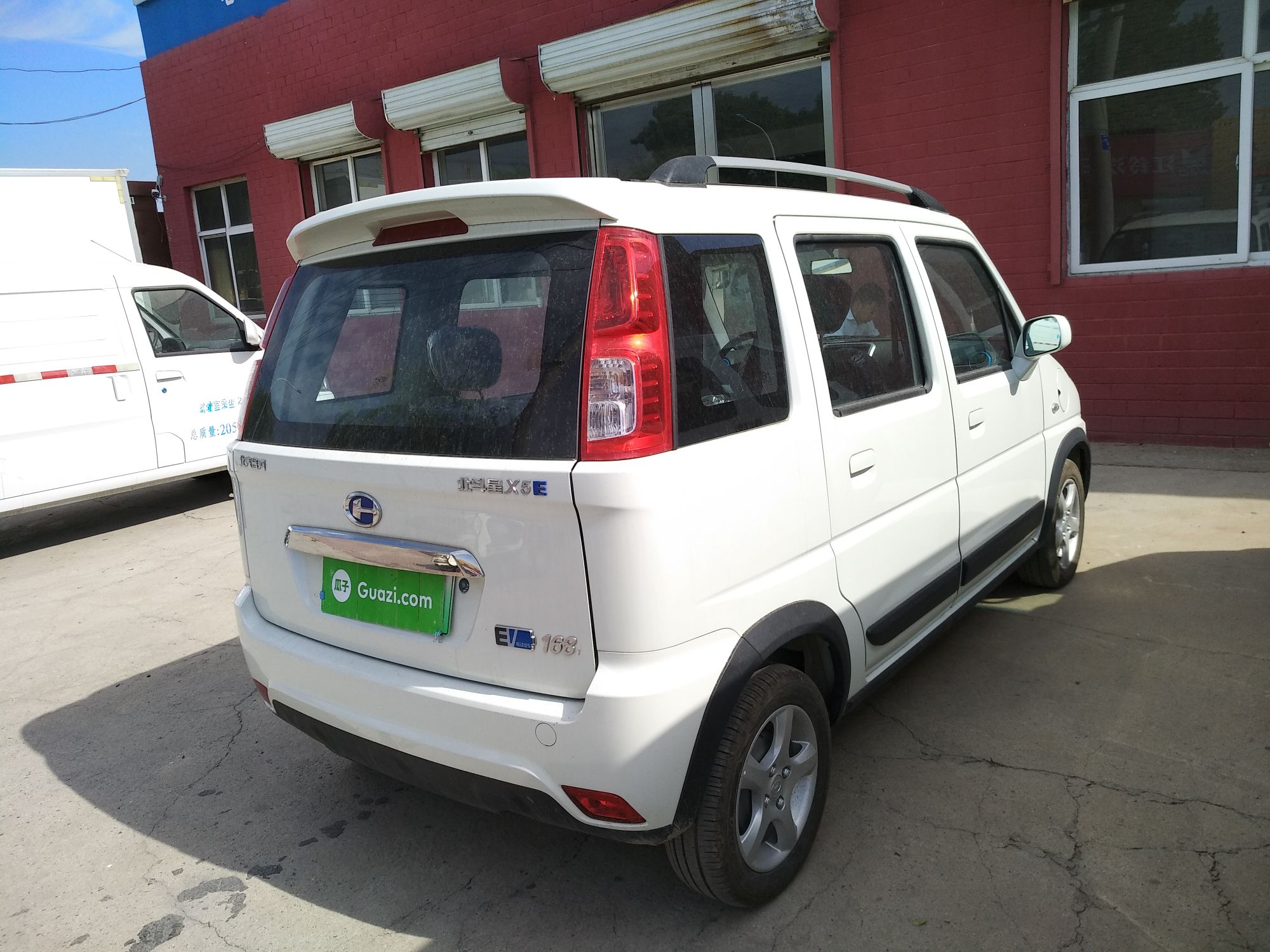 北汽昌河北斗星x5e2017款自动进取版纯电动