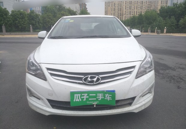 现代瑞纳 2014款 1.4L 手动 4门5座三厢车 智能型GLS (国Ⅳ) 