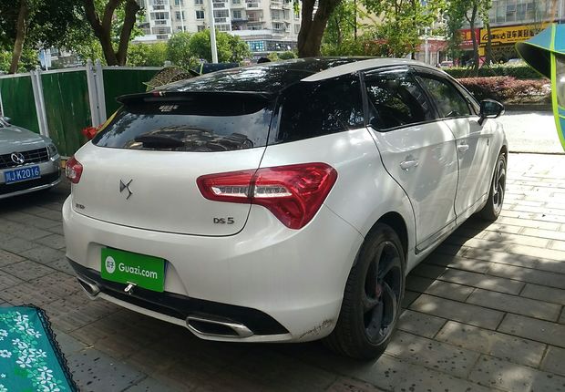 DS5两厢 2018款 1.6T 自动 P-Line运动型THP30 (国Ⅴ) 