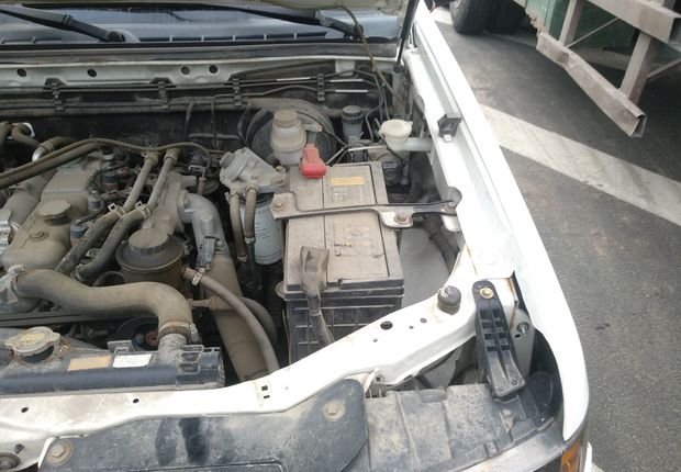 海格龙威 2014款 2.8L 手动 柴油 经典型加长 (国Ⅳ) 