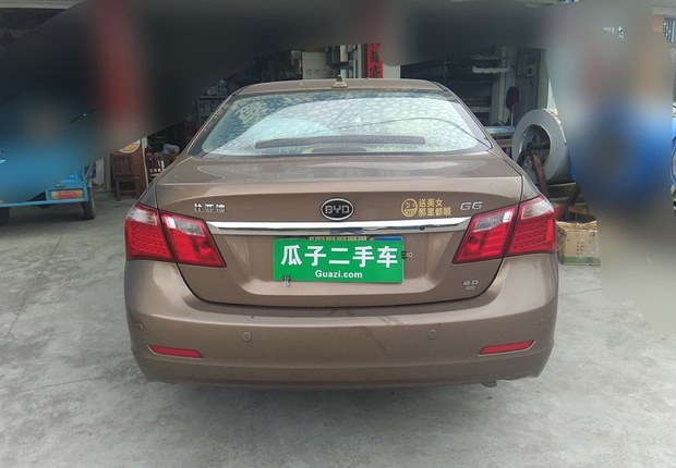 比亚迪G6 2013款 2.0L 手动 尊贵型 (国Ⅳ) 