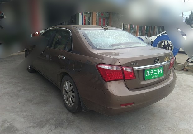 比亚迪G6 2013款 2.0L 手动 尊贵型 (国Ⅳ) 