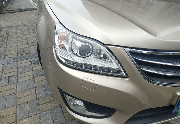 海马M8 2015款 1.8T 自动 舒适型 (国Ⅴ) 